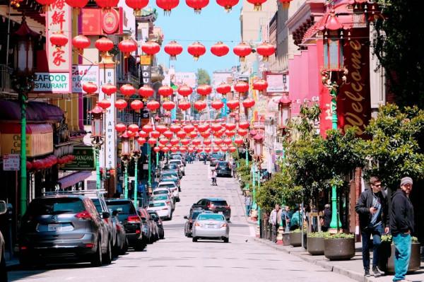 美國唐人街，正變得冷清，以前人來人往景象不復存在了