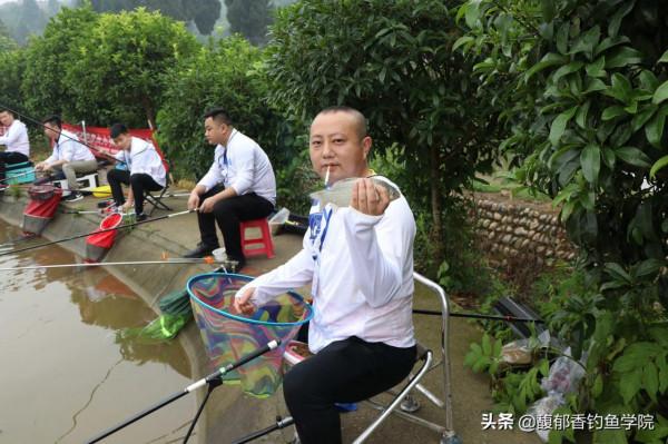 為什麼有口釣不到魚？有口不上魚的原因，黑坑釣滑口魚配方