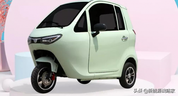 中老年喜歡的3款三輪車來了，遮風擋雨跑得遠，接娃、買菜都夠用