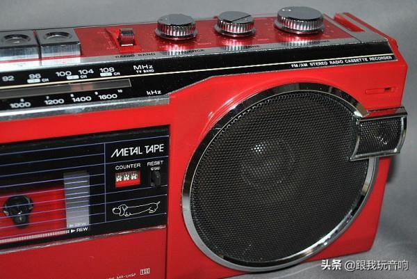 SANYO MR-U4SF 紅色行動式收錄機 盒式磁帶播放器 SANYO MR-U4SF 紅色行動式收錄機 盒式磁帶播放器