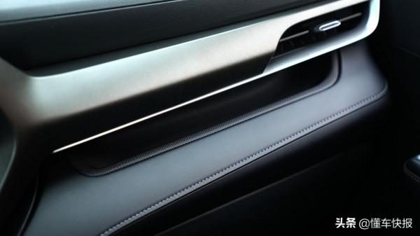 6座/7座SUV強強對話，大眾攬境和豐田漢蘭達誰表現更全面？