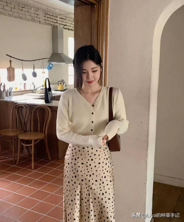 韓系穿搭，看完想約會