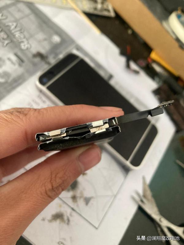 打造一部檀木小鋼炮蘋果se