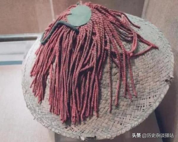 被定格的“醜陋”？清軍帽冠演變史，斗笠涼帽和暖帽可以“共存”