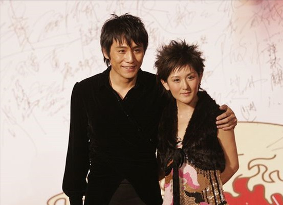 娛樂圈的8大“海巖男郎”,年輕時個個丰神俊朗,氣宇不凡 娛樂圈的8大“海巖男郎”,年輕時個個丰神俊朗,氣宇不凡