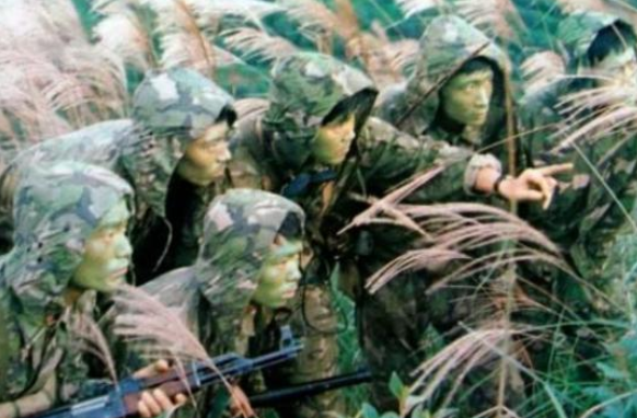 35年前,31名突擊隊員接到密令,最後有多少個人走出戰場? 35年前,31名突擊隊員接到密令,最後有多少個人走出戰場?