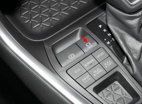 喜歡自駕遊，買20萬左右四驅SUV就行，這三款安全配置豐富，省油