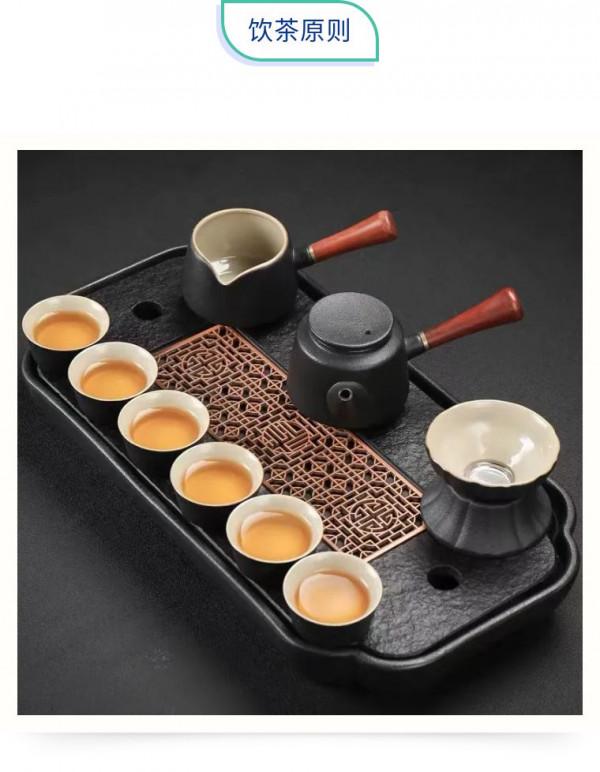 喝熱茶的季節到啦,紅茶、綠茶、黃茶、白茶分別用什麼水沖泡? 喝熱茶的季節到啦,紅茶、綠茶、黃茶、白茶分別用什麼水沖泡?