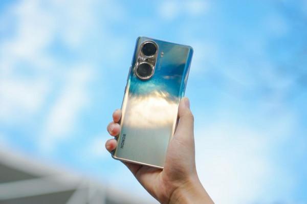 想要輕薄和大電池？這三款手機值得考慮