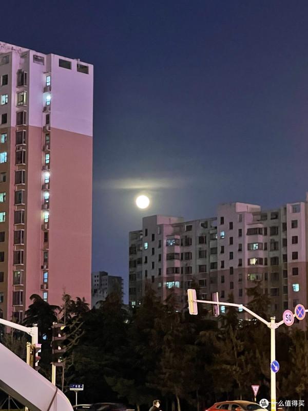 蘋果手機yyds？iPhone 12 Pro Max 使用測評