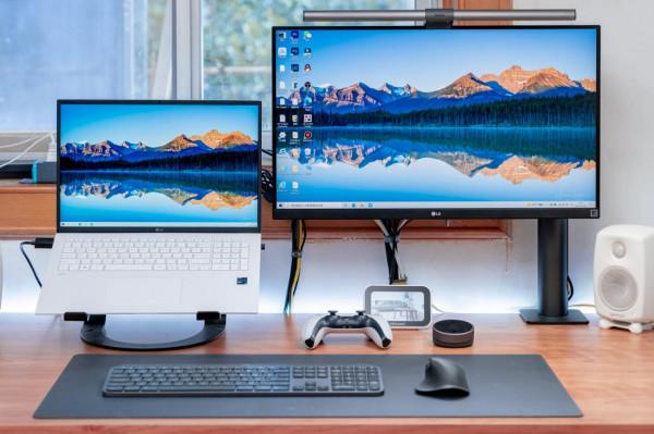 PS5 雙屏桌面搭建指南：LG 27GP950 + LG 27UN880