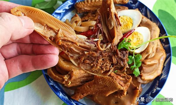 你們喜歡吃滷味嗎？中秋節動手做一個滷味拼盤吧！用來配啤酒最棒