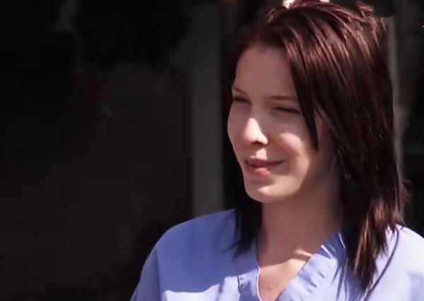 美國女子把可樂當水喝,平均一天喝30瓶,最多一天達到50瓶 美國女子把可樂當水喝,平均一天喝30瓶,最多一天達到50瓶