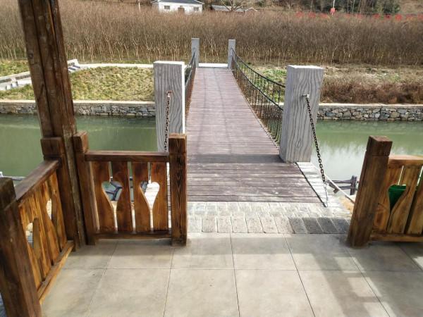 走進京山的向集村