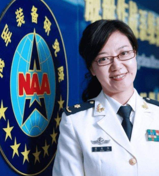 新疆的海上玫瑰驚豔世界，中國戰艦穿上鐵布衫，打破歐美技術壁壘