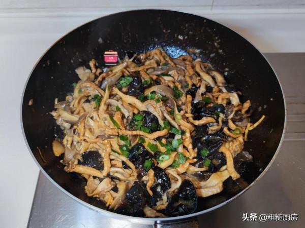立春了，多給家人做這道菜，鮮香十足，美味下飯，簡單一炒就上桌