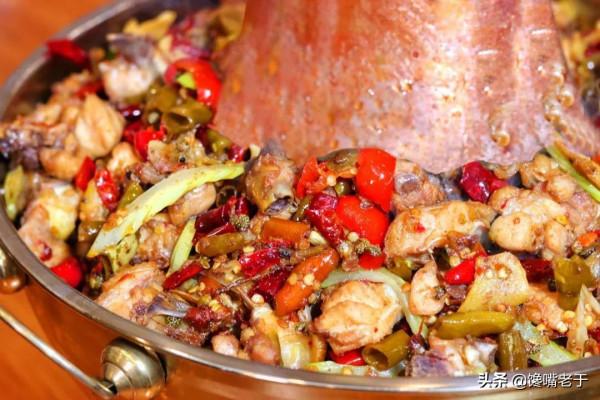 蘭州沒拉麵,桂林沒桂林米粉,重慶沒重慶雞公煲,看完你就知道了 蘭州沒拉麵,桂林沒桂林米粉,重慶沒重慶雞公煲,看完你就知道了