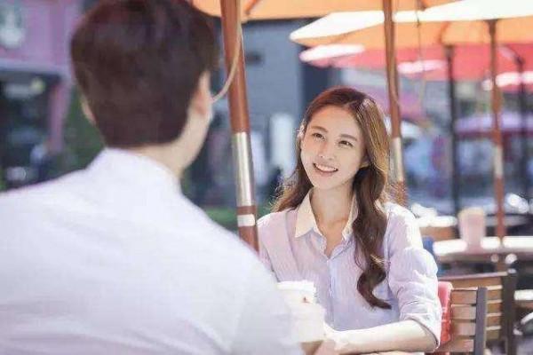 你支援子女不婚不育嗎？聽聽父母內心深處的真實想法，現實又無奈