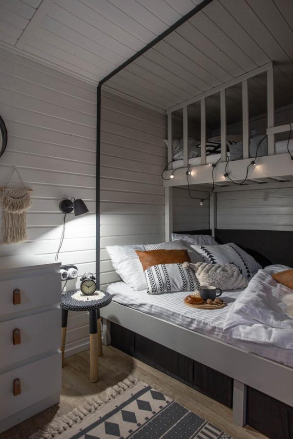 單身媽媽帶著孩子,蝸居14㎡迷你別墅,竟還有個小院子,不得不服 單身媽媽帶著孩子,蝸居14㎡迷你別墅,竟還有個小院子,不得不服