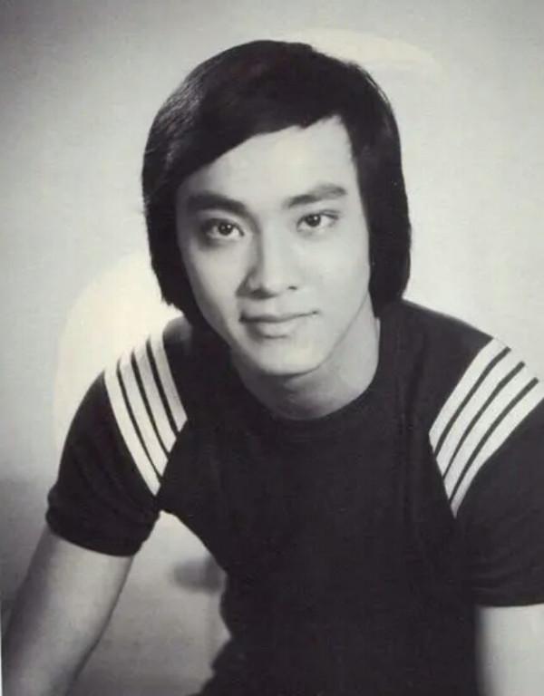 這些明星年輕時很帥，顏值超高，最大者已85歲，不知道你記得幾個