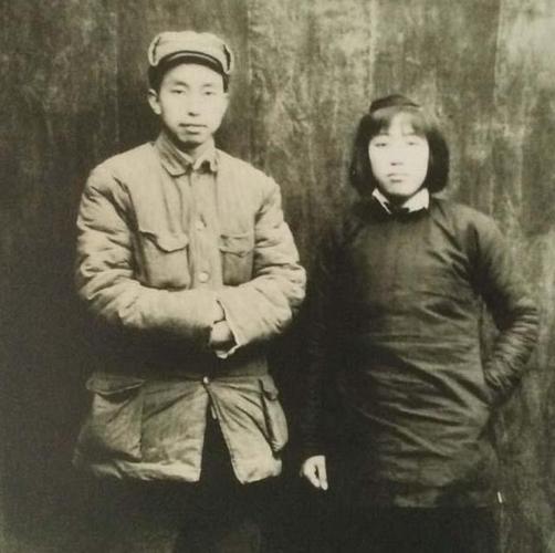 她曾是第一夫人，一生都很低調簡樸，騎腳踏車通勤，今年已91歲