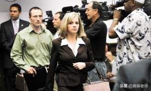 拯救美國女兵林奇：美軍“人造英雄”和“演出來”的營救行動