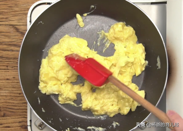 分享一款嫩蛋三明治,簡單好吃,營養美味,家中孩子特愛吃 分享一款嫩蛋三明治,簡單好吃,營養美味,家中孩子特愛吃