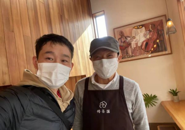 河南小哥去日本留學，被日本女孩瘋狂倒追，生娃後妻子想當中國人