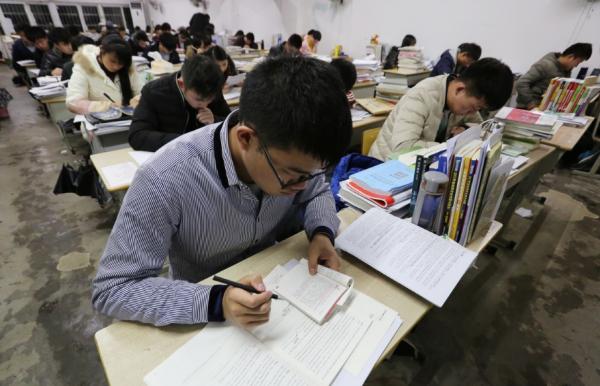 2022年考研在即,“專碩”和“學碩”該如何選擇,考研黨要慎重 2022年考研在即,“專碩”和“學碩”該如何選擇,考研黨要慎重