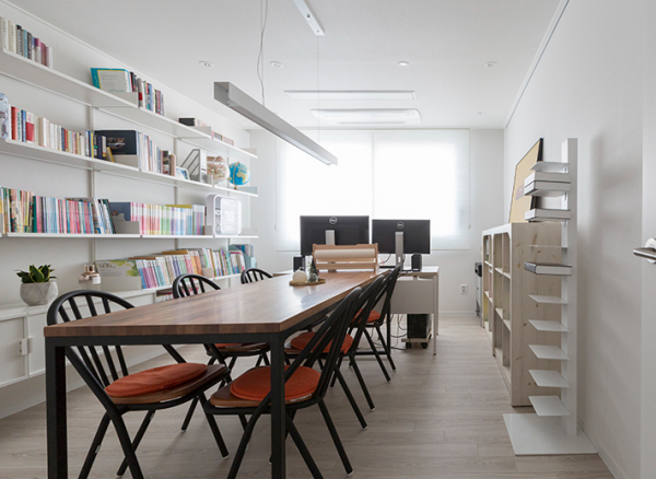 165㎡花50萬做極簡裝修，雖稱不上豪華，居住卻最經得住歲月考驗