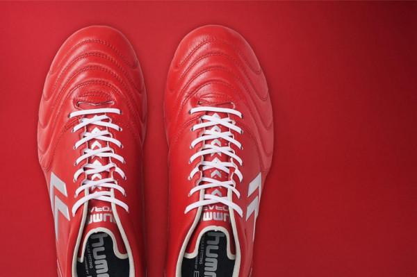 新配色Hummel VORART II足球鞋上市