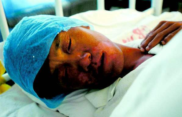 2003年工人挖出5個日軍遺留鐵桶，致1死43中毒，日本賠了多少錢？