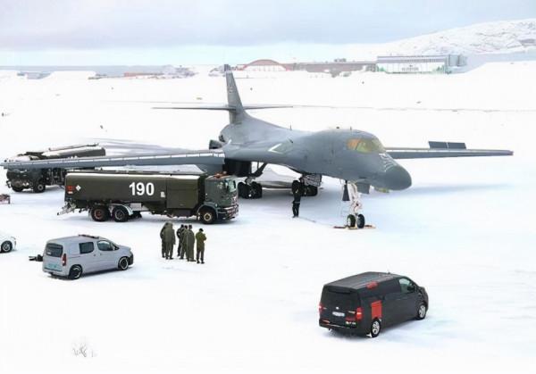 領先美俄，全球首個100%採用隱身戰機空軍誕生，50架F35緊盯俄軍