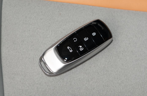 AION S靠近自動解鎖和鎖車失靈，迎賓燈也不自動亮了怎麼回事？