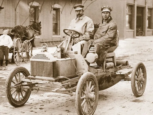 以自己為名,這些汽車品牌其實就是個人名 以自己為名,這些汽車品牌其實就是個人名