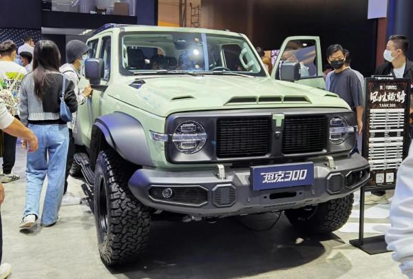 坦克300風林鐵騎版、暗影版和賽博版，都很漂亮，怎麼選擇太難了