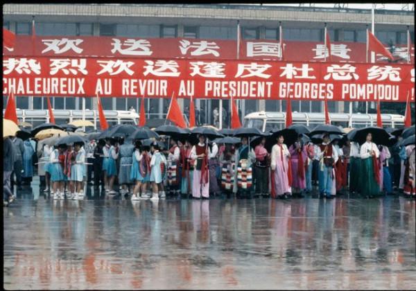 從1957年到去世前兩年,周總理淋過的雨,後來都成為我們眼裡的淚 從1957年到去世前兩年,周總理淋過的雨,後來都成為我們眼裡的淚