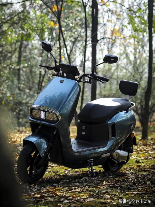 續航100公里,外觀精緻,有智慧解鎖功能,3款綠源電動車來了 續航100公里,外觀精緻,有智慧解鎖功能,3款綠源電動車來了