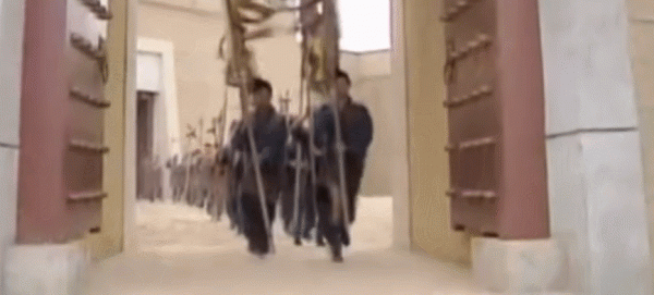 張飛穿皮鞋，楊穎“花容失色”，觀眾：我們連敷衍都不配了嗎？