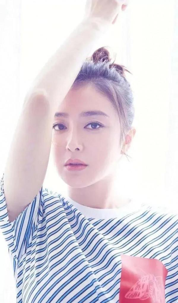 秦嵐 甜蜜女神可愛寶貝高畫質圖片桌布