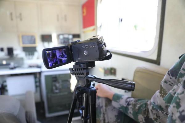 “兵王”選晉,開考 “兵王”選晉,開考