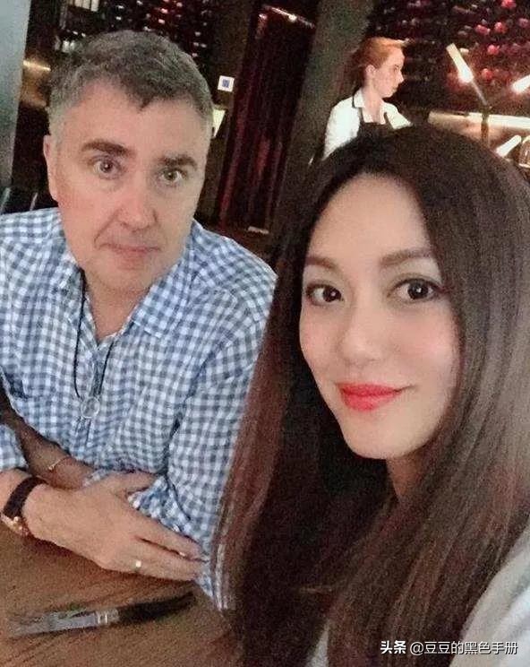 還記得“新加坡五美”嗎？有人破產，有人丁克，有人遠嫁他鄉