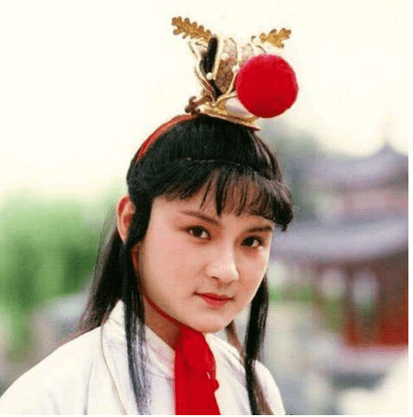 歐陽奮強：23歲飾演賈寶玉爆紅，27歲娶初戀，兒子早逝內心鈍痛