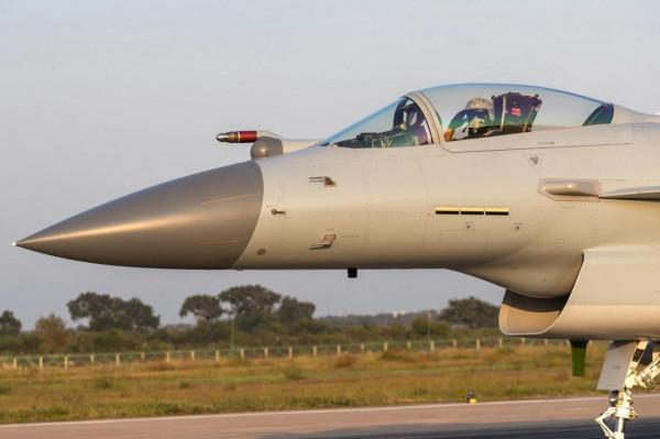 從A到C,深度解析殲-10戰機進化之路,已成為三代半戰機巔峰之作 從A到C,深度解析殲-10戰機進化之路,已成為三代半戰機巔峰之作