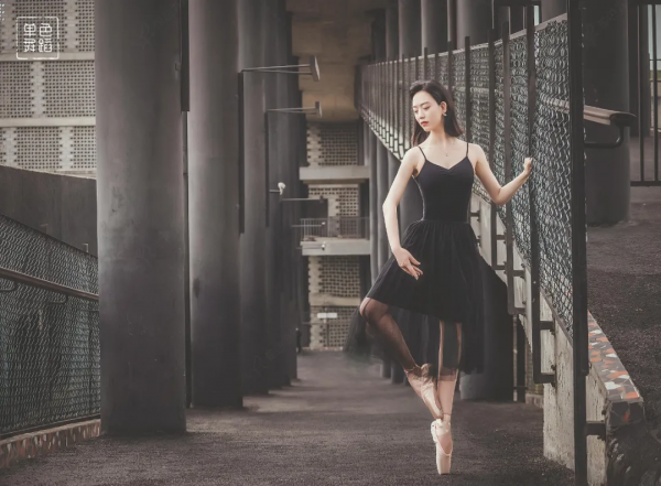 舞蹈生私藏改善形體的秘訣曝光,5分鐘就能學會 舞蹈生私藏改善形體的秘訣曝光,5分鐘就能學會