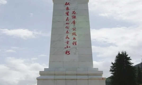 作為中國人，旅中國遊！這條公路顛覆了我對公路的所有想象