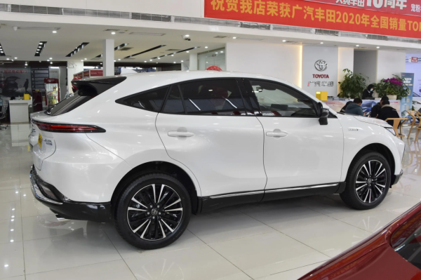 廣豐威颯：造型時尚，5門5座SUV，配2&period;5L&plus;E-CVT，雙擎售價26&period;48萬