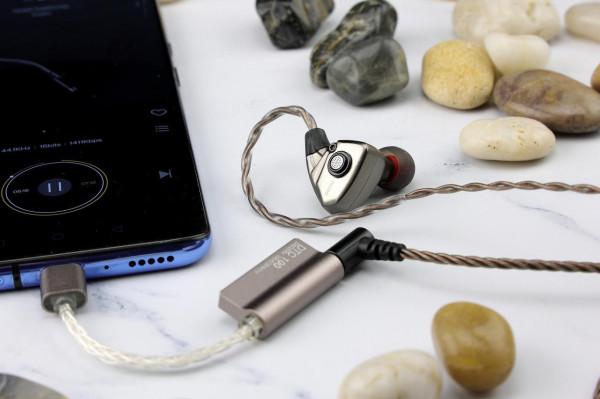 「耳邊評測」三百元價位的素質巔峰&mdash;&mdash;達音科TITAN S