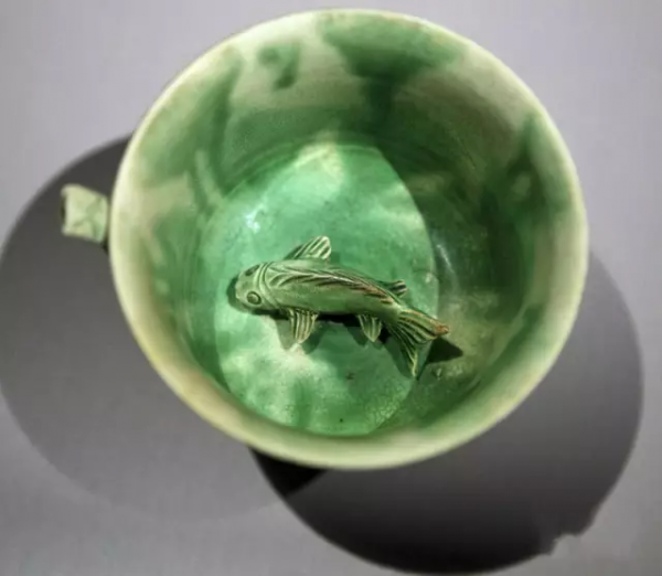 新加坡海域古沉船發現大批元青花