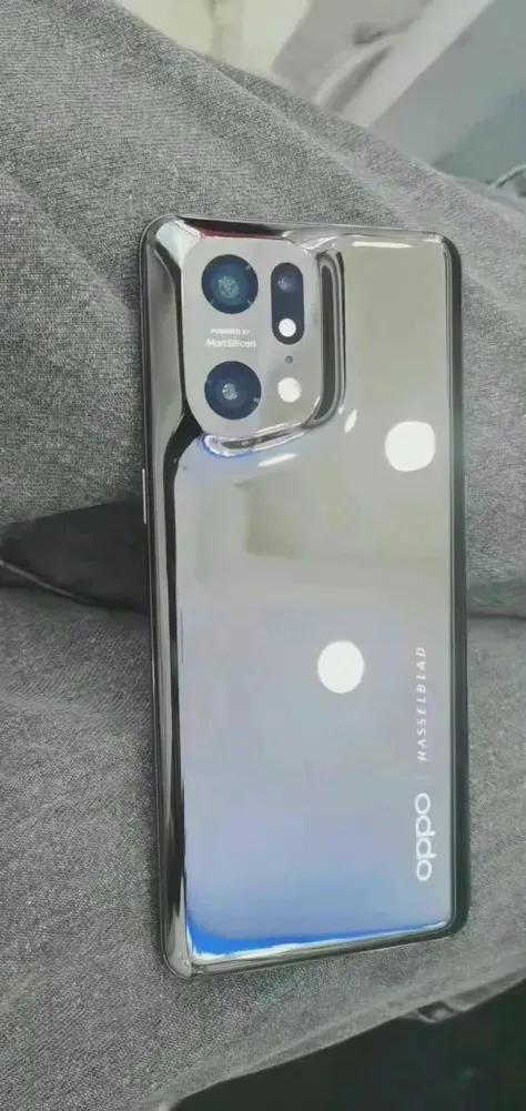 OPPO Find X5下月見
